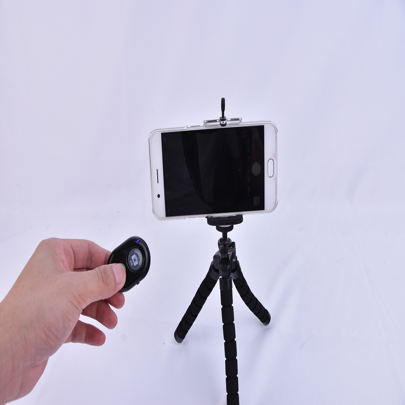 FOSOTO High Quality Selfie Stick Shutter Self-Timer Camera Wireless Bluetooth Remote Control Button for iPhone Android Phone FOSOTO High Quality Selfie Stick Shutter Self-Timer Camera Wireless Bluetooth Remote Control Button for iPhone Android Phone